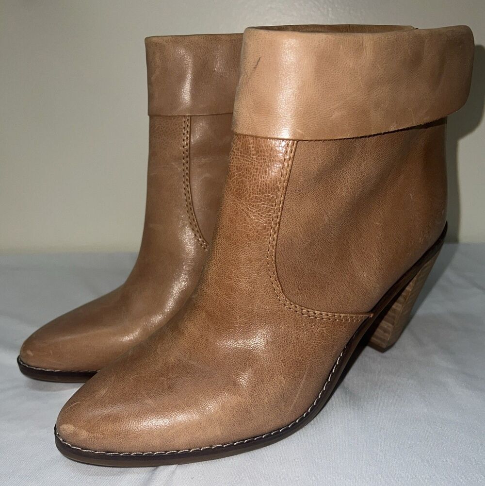 LUCKY BRAND Women's 8.5M / 39 Tan Leather Zip Ankle Boots Cuff 3" Heel - Picture 2 of 8